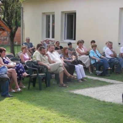 Színház és zongorakoncert