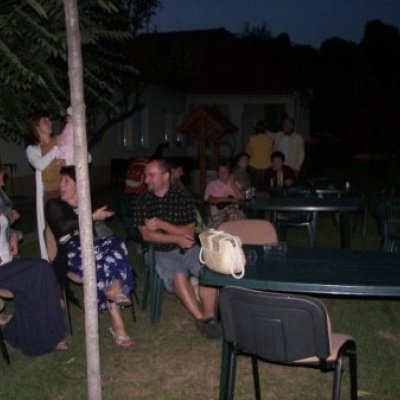 Színház és zongorakoncert