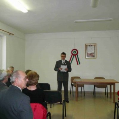 Az előadó - Mgr. Veres László