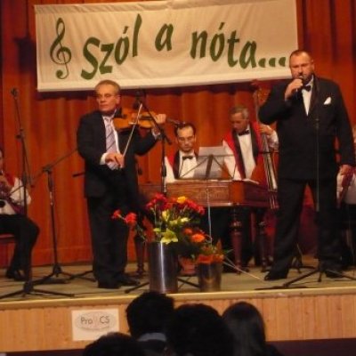 SZÓL A NÓTA...