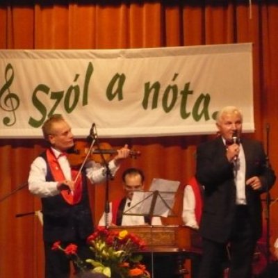 SZÓL A NÓTA...