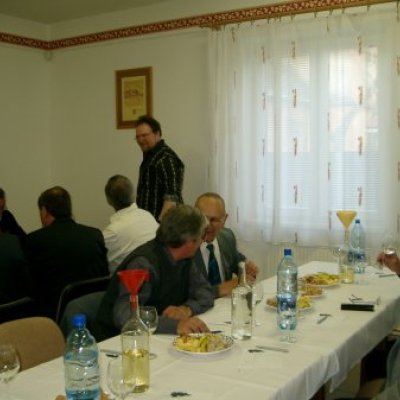 6.JÁRÁSI BORKÓSTOLÓ
