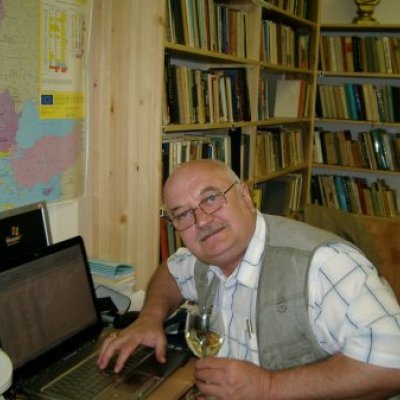 6.JÁRÁSI BORKÓSTOLÓ