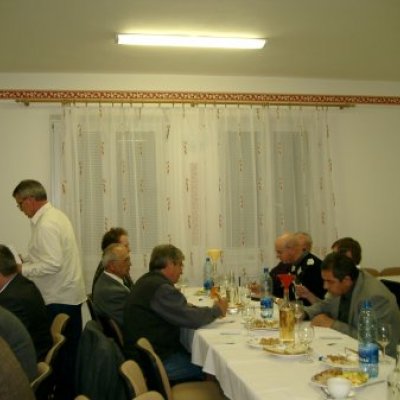6.JÁRÁSI BORKÓSTOLÓ