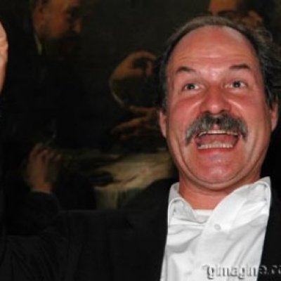 Berecz András est
