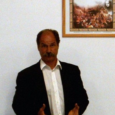Berecz András est