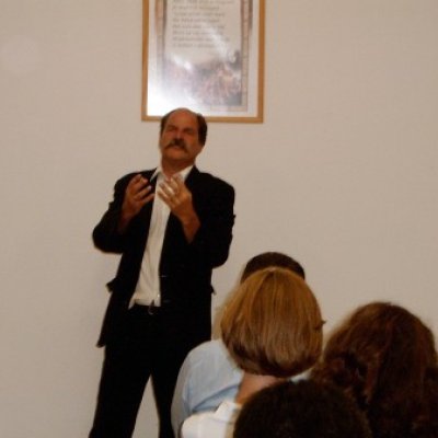 Berecz András est